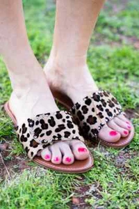 LEOPARD ~ SANDALS - Picture 1 of 1