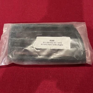 1972-1973 Porsche 911 Right Horn Grill New - Picture 1 of 2