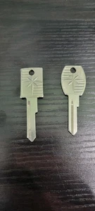 NOS ORIGINAL 1952-1957 LINCOLN IGNITION  DOOR TRUNK  KEY BLANKS SET 1127K H20 - Bild 1 von 2