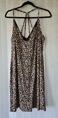 Secret Treasures 2X Correa de espagueti con estampado de leopardo Nighty Foto 1 de 3