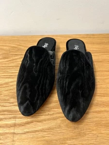 Kevyn Wynn Women's Black Velvet Luxury Mule Slip-On Shoe Size US 8.5 / EU 39 - Picture 1 of 8