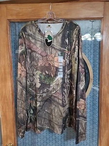 NEW Mossy Oak Long Sleeve Polyester Tee Mossy Oak Camo Hunting LS 2XL NWT - Picture 1 of 9