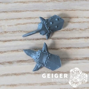 Warhammer AoS Ogor Mawtribes Bits | Gluttons | Left Hand Iron Fist Weapon 2x Set - Foto 1 di 1
