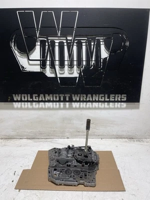 42RLE 4.0 Jeep TJ Wrangler 03-06 bloqueo de cuerpo de válvula sin solenoide OEM CC Foto 1 de 4