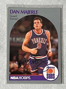 1990-91 NBA Hoops Dan Majerle su carta auto #239 Phoenix Suns - Foto 1 di 2