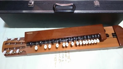 YAMAHA TH-10E Electric Taishogoto + Hard Case + Palm Rest (#03) - Image 1 of 4