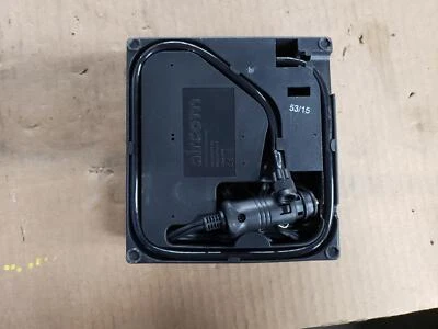 11 12 13 14 15 16 17 18 PORSCHE CAYENNE: Tire Inflator Air Compressor - Image 1 of 2