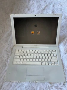 MacBook 13-inch, Early 2008 Read - Picture 1 of 6