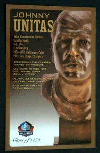 PRO FOOTBALL HALL OF FAME: "BÜSTE POSTKARTE - Johnny Unitas, Klasse von 1979", Neu - Bild 1 von 3