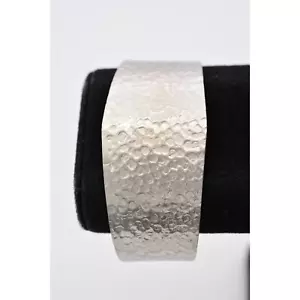 Vintage Cuff Bangle Bracelet Brutalist Hammered Silver Chunky NOS 1980s BinA16 - Picture 1 of 12