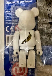 BEARBRICK 100% Series 23 MEDICOM Pattern ANDY WARHOL Banana Be@rbrick NEW - Picture 1 of 4