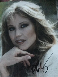 Tanya Roberts Autograph Sheena / That Seventies Show / Charlie’s Angels COA - Picture 1 of 3