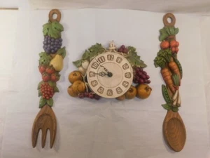3 Stck. Vintage Syroco 70er Retro 18" Obst Löffel Gabel Uhr Set Küche Landhaus Wandkunst - Bild 1 von 6