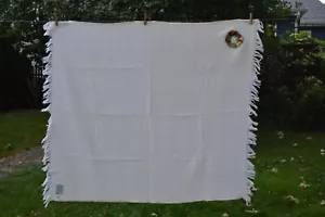 Lands' End Coming Home 100% wool blanket 49" x 55" +3" fringe, Christmas wreath - Picture 1 of 7