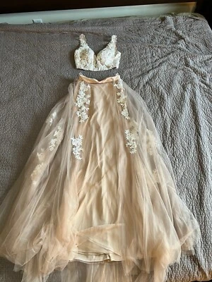 Vestido Formal Brillante 2 Piezas Baile de graduación Regreso a Casa Marrón Tostado Crema Floral Encaje 6 Foto 1 de 4