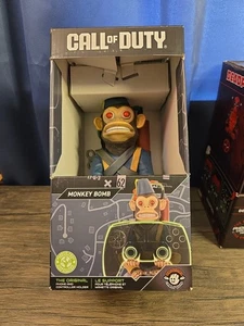 Call of Duty MONKEY BOMB Original Controller & Phone Holder Cable Guys - Picture 1 of 6