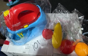 Mixer Play Right Cucina Bambini Supporto Gioco Blu e Rosso a Batteria Nuovo con scatola - Foto 1 di 1