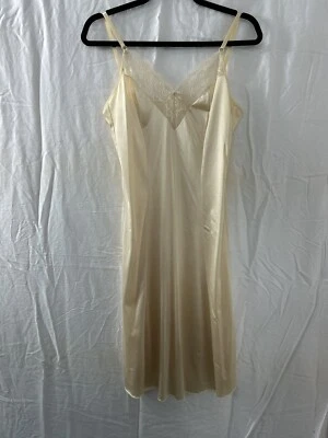 De Colección Maiden Form Something Special Encaje Completo Deslizamiento Nylon Sedoso Hecho en Unión 34 Crema Foto 1 de 4