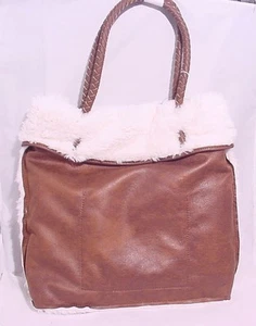 Sondra Roberts REVERSIBLE WOMEN'S SHOULDER BAG IN BROWN W/ WHITE PURE#AC25831 - Picture 1 of 2