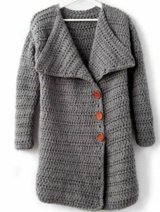 HÄKELANLEITUNG DAMEN GROBSTRICKJACKE MIT GROBEM KRAGEN MUSTER 6 GRÖSSEN XS - 5XL - Bild 1 von 1