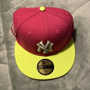 NEW ERA NEW YORK YANKEES SZ 7 1/4 WORLD SERIES 2009 PATCH FITTED CAP GREEN/PINK - Picture 1 of 3