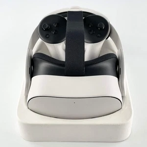 Meta Quest 3S 128GB Standalone All-in-One VR Set P97 - Bild 1 von 15