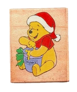 Winnie the Pooh Miel Regalo Navidad Temporada Papá Noel Sombrero Madera Goma Sello - Imagen 1 de 3