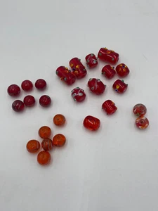 Lote de 25 cuentas de vidrio artístico soplado a mano rojo naranja multi adornado joyería artesanal - Imagen 1 de 6
