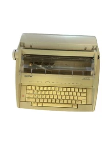 Máquina de escribir electrónica Brother GX-6750 Daisy Wheel Correctronic sin cubierta sin probar - Imagen 1 de 2