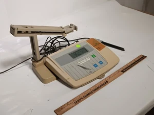 Mettler Toledo MP220 Benchtop Ph Meter with Probe, Stand and Power Supply - Picture 1 of 13