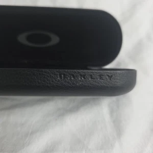 Authentisches Oakley Classic Black Eye Glas Hartschalenetui - NUR ETUI (BFO) - Bild 1 von 7
