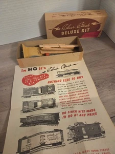 Northern Pacific Caboose Car HO Silver Streak SS104 - Picture 1 of 2