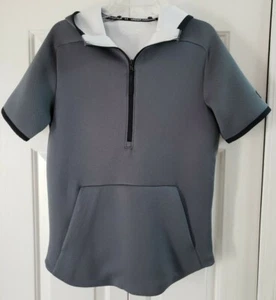 Under Armour lockerer Kurzarm-Hoodie mit Kapuze Shirt Small - Bild 1 von 8