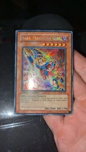 Dark Magician Girl CT2-EN004 2005 Collectors Tin Limited Edition - Picture 1 of 2