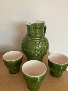 Saftkrug mit 3 Bechern Getränk Saftkanne Keranik hält kühl - Bild 1 von 2