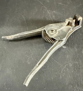 Vintage Ideal Stripmaster Wire Stripper Tool Made in USA - Picture 1 of 5