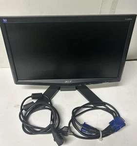 Acer X163W Breitbild-VGA-LCD-Monitor 15,6" 1366 x 768 @ 60 Hz - Bild 1 von 10