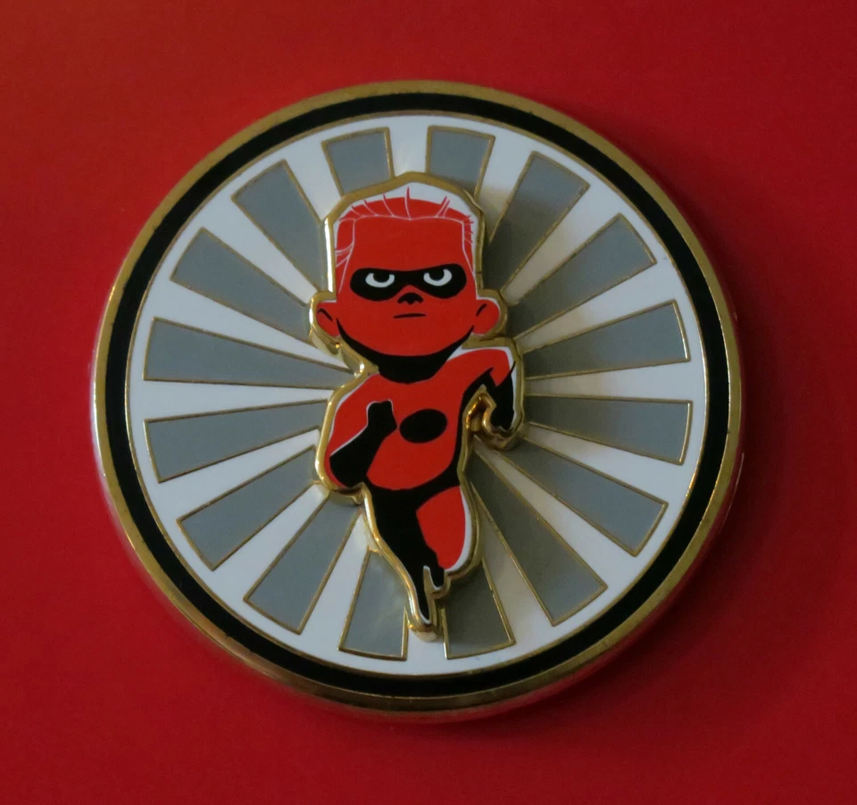 DISNEY STORE LOS INCREÍBLES 2 LE 750 PIN TABLERO PIXAR NUEVO PIN EN PIN POP Foto 1 de 1