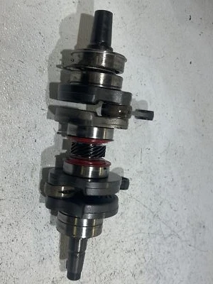 2014 SKI-DOO MXZ 600 TNT ДВИГАТЕЛЬ КОЛЕНЧАТЫЙ ВАЛ КОЛЕНЧАТЫЙ ВАЛ  - Изображение 1 из 4