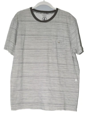 Volcom Mens White Black PinStriped Cotton T-Shirt Crewneck Short Sleeve Sz Large - Image 1 of 3