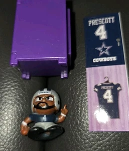 2025 NFL TeenyMates Series 13 Dak Prescott W/Locker Dallas Cowboys, NEW - Picture 1 of 2