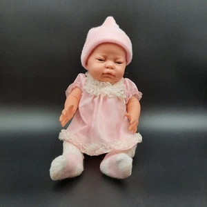 VTG Berjusa Baby Doll Pink Gingham Dress Hat Socks Realistic Newborn Prop - Picture 1 of 8
