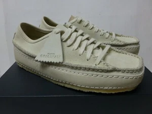 Women's Clarks Originals CARAVAN Off White Suede Lace-Up Flats Casual Shoes - Picture 1 of 9