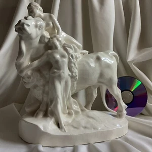 Figura Dama Desnuda Desnuda Porcelana 1905 Firmada Europa Bull Girl Hungría - Imagen 1 de 12