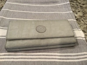 Kipling Women's Pixi Metallic Nylon Medium Wallet Organizer with Snap Closure - Picture 1 of 6