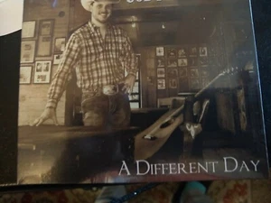 Cody Johnson - A Different Day CD 2011 NEU noch versiegelt 13 Tracks kostenloser Versand - Bild 1 von 2