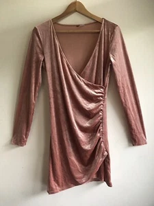 H&M 90's Party Look Short Dress Pink Velvet Deep V Neck Long Sleeve Size 42 - Picture 1 of 8