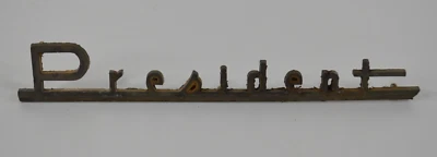 Studebaker President 1955 emblema dorado escritura guardabarros trasero cuarto panel moldura Foto 1 de 4