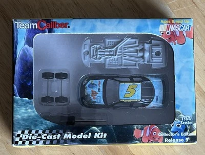 Terry Labonte 1:64 Die-cast Model Kit Finding Nemo Edición Coleccionista NASCAR Foto 1 de 4