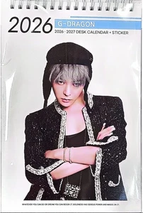 Calendario fotográfico GD (GDragon) 2026 y 2027 K-POP 2025.12-1 - Imagen 1 de 2